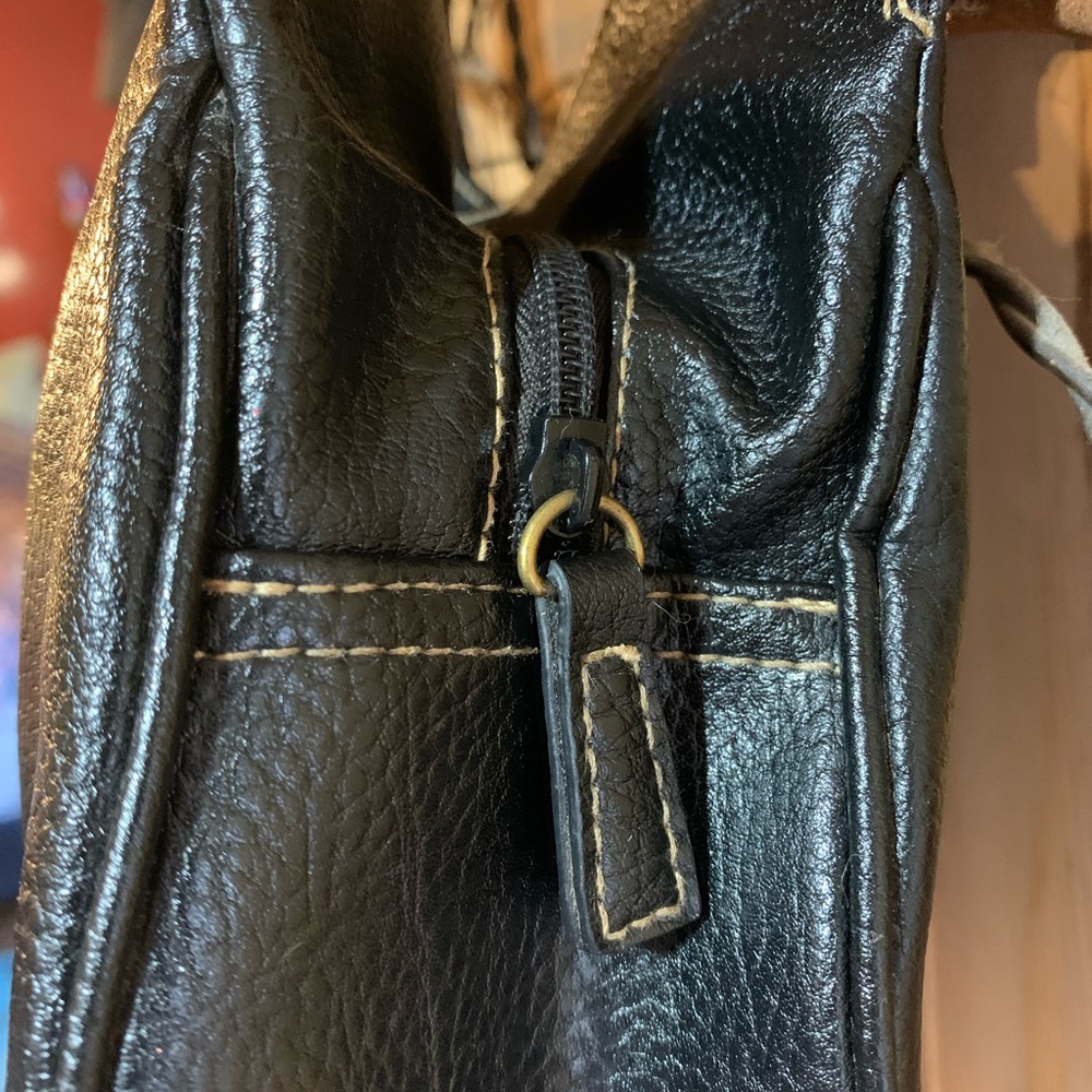 Black Soft Leather Classic Elements Hand Bag - image 3